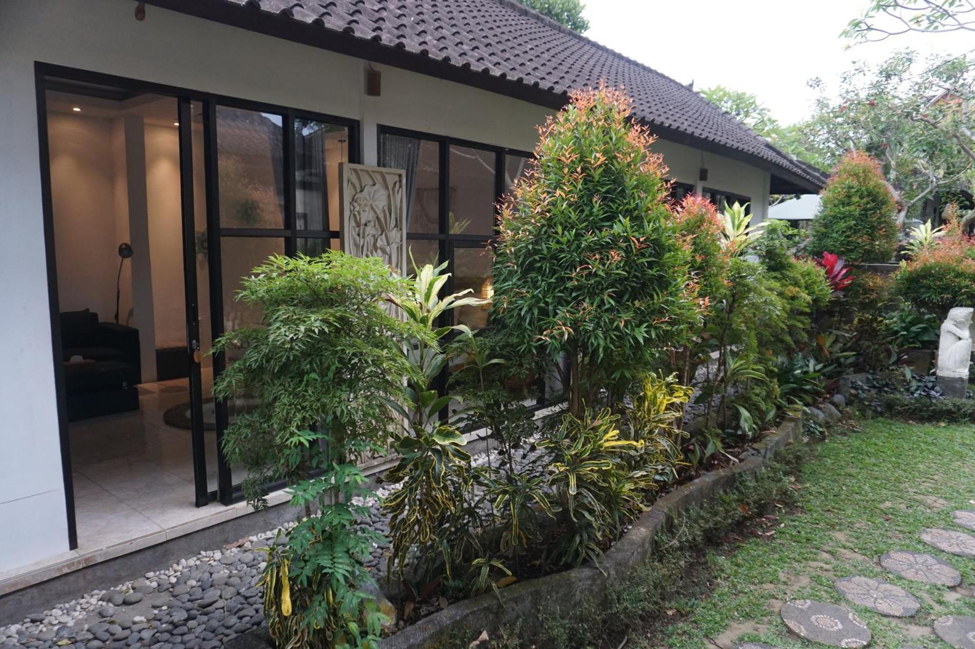 Liyer Spirit House Hotel Ubud  Exterior photo