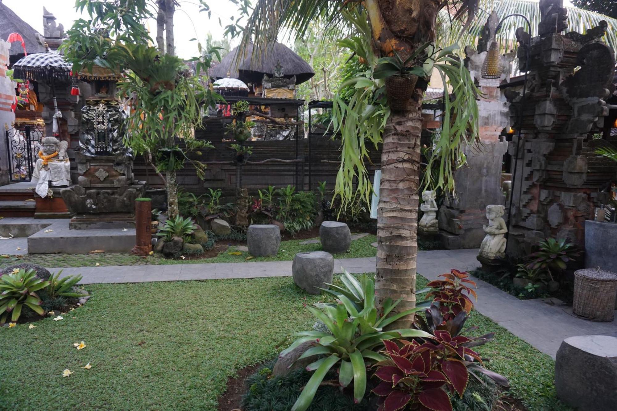 Liyer Spirit House Hotel Ubud  Exterior photo