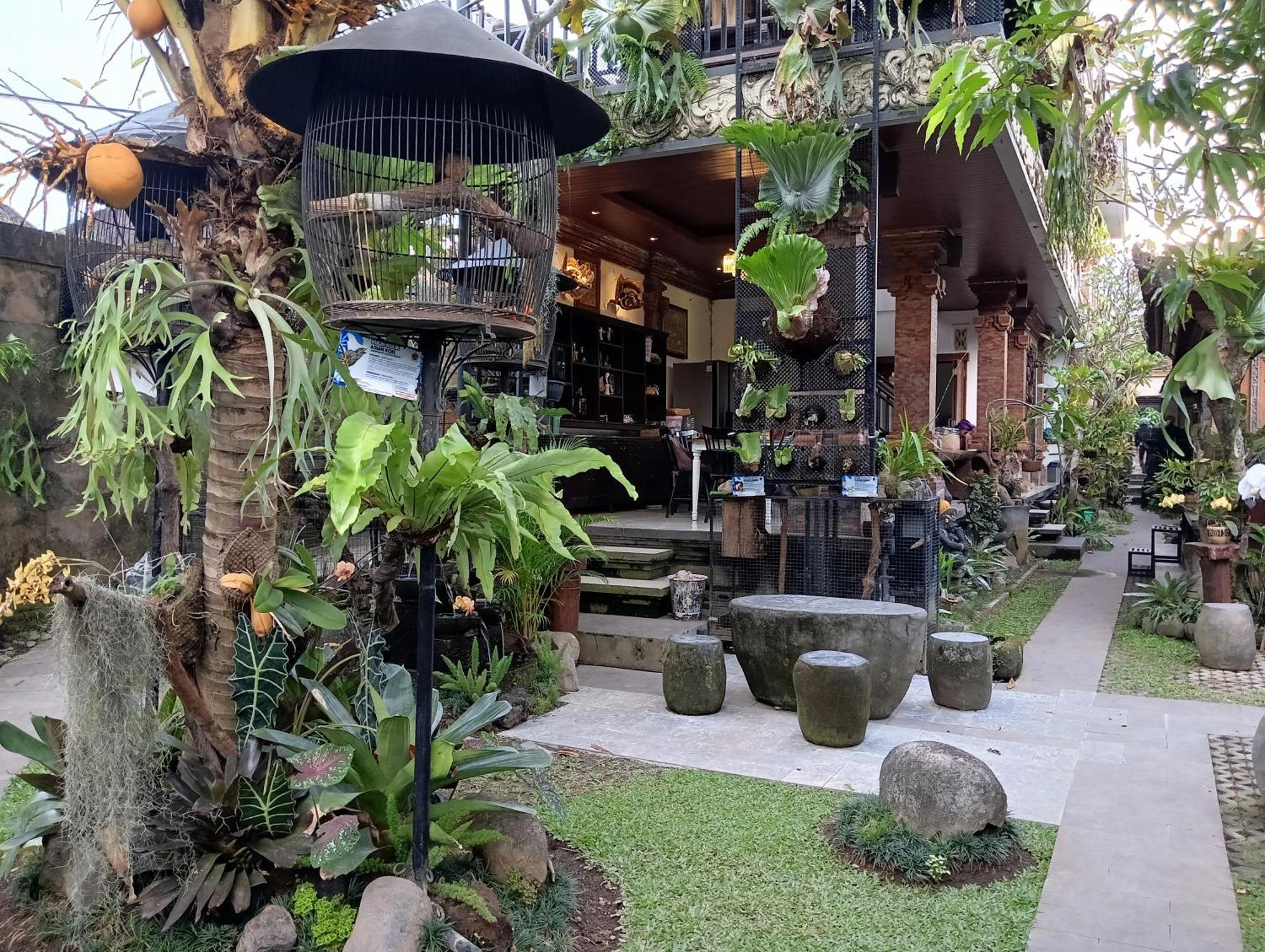 Liyer Spirit House Hotel Ubud  Exterior photo
